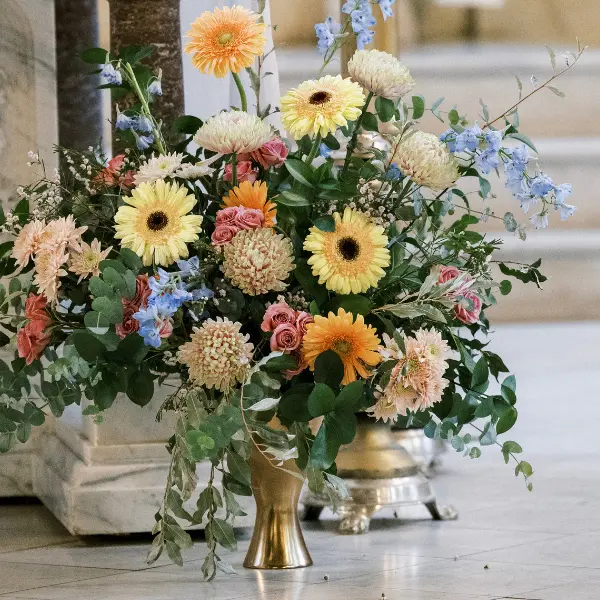 Summer pastel arrangement