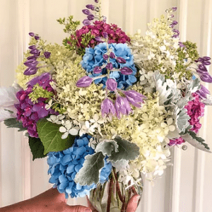 Spring Flower Arrangement for Easter in a glass vase.
