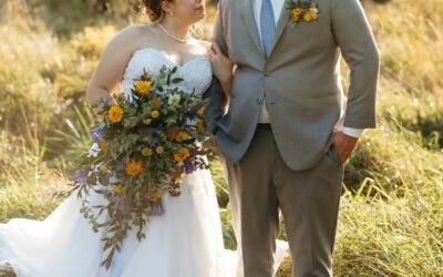 Elegant Blue and Gold Wedding: Amber + Dylan