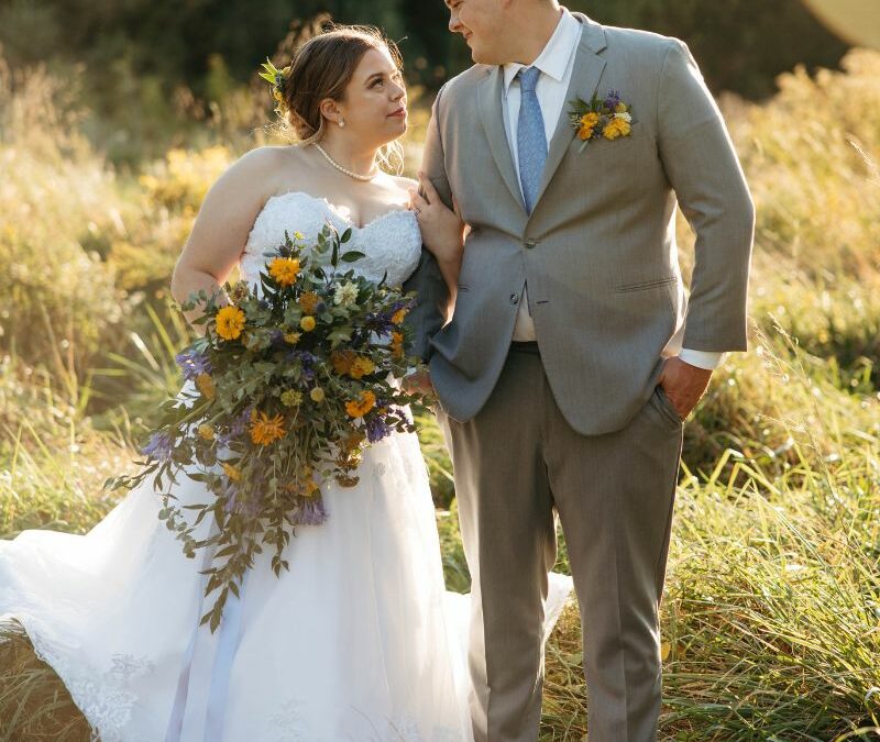 Elegant Blue and Gold Wedding: Amber + Dylan