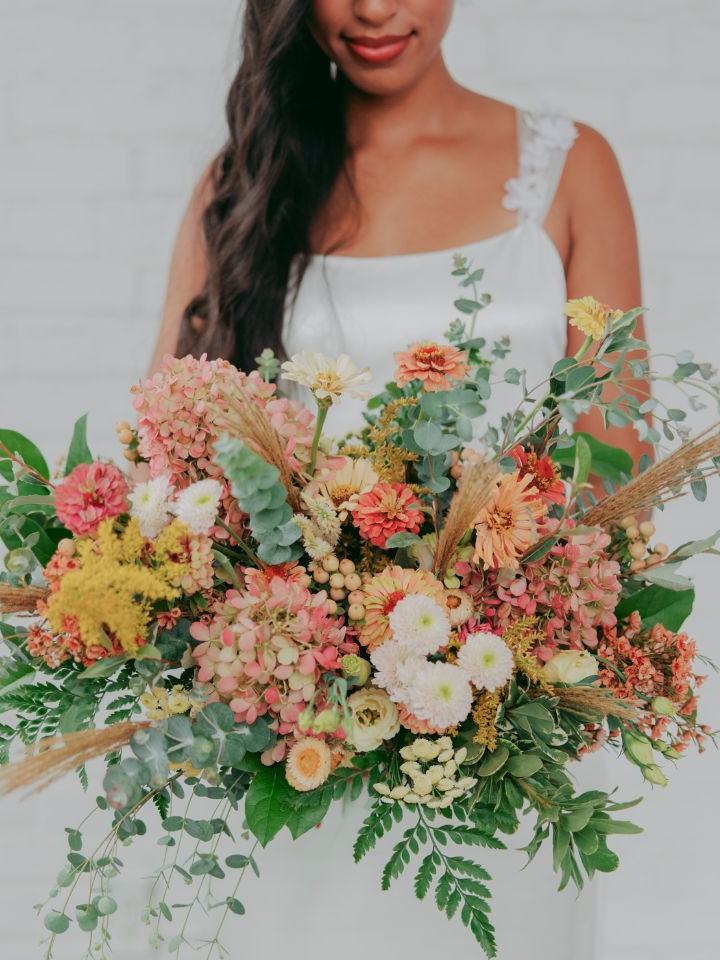 Bride holding bouquet