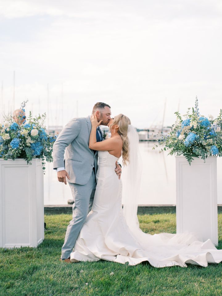 pink and white pedestals at haven harbor marina