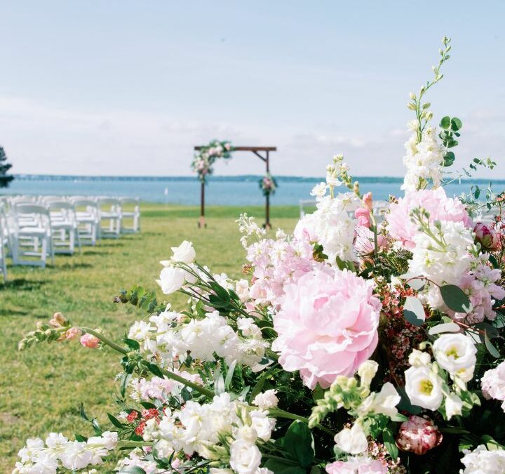 A Dream Ceremony Space: Floral Logistics