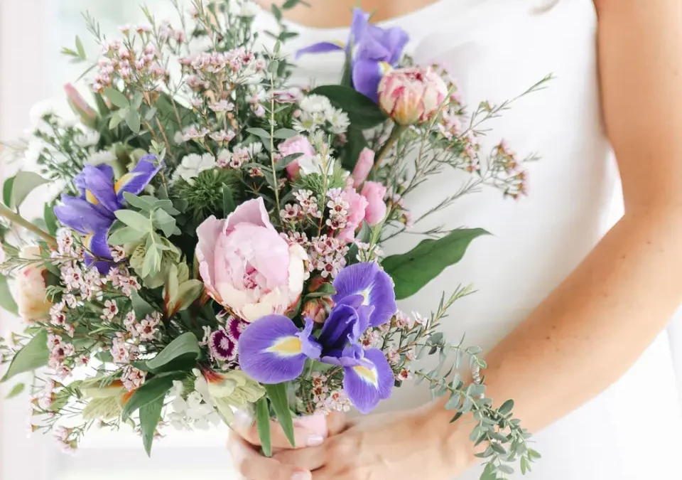 Episode 18: Dressing Dreams and the Art of Bridal Fashion