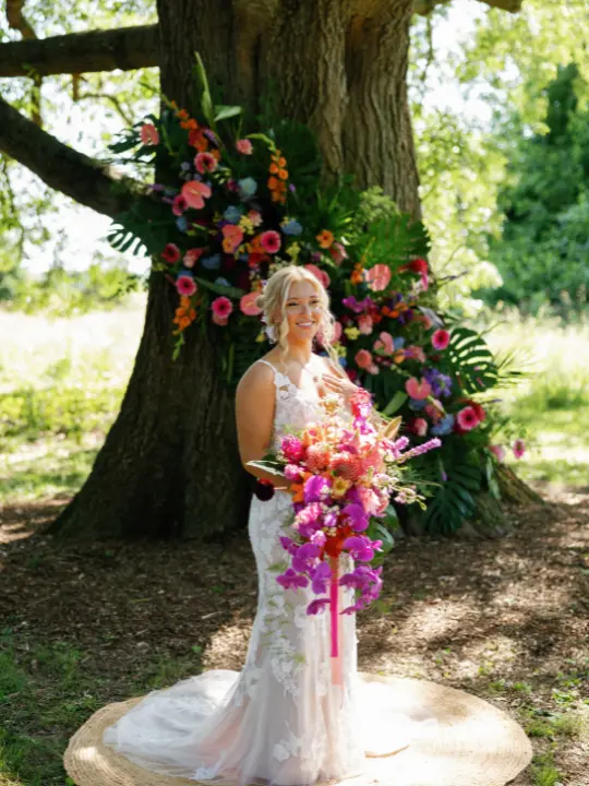 bridewithpurplebouquet Lizzie as a bride