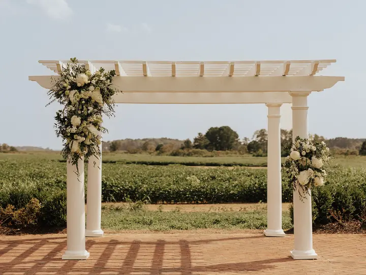 classicwhitearchflorals Classic white florals on a white arch