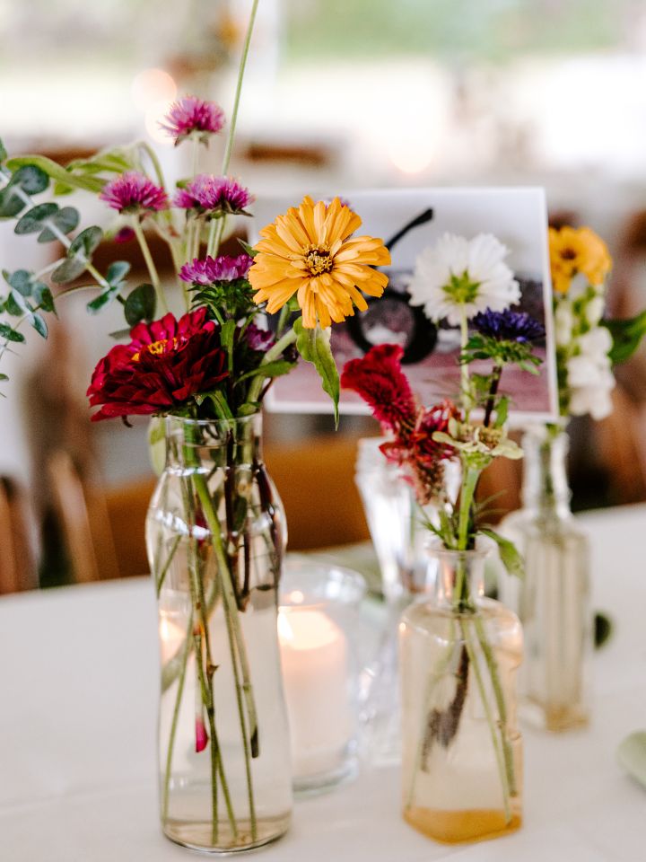 DIY Bud Vases for a wedding guest table centerpiece.