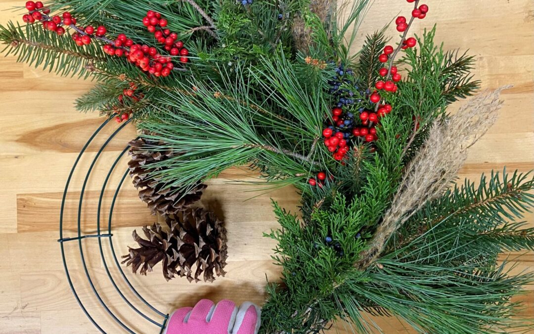 How to Make a Christmas Wreath in 7 Easy Steps
