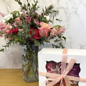 Valentine's Day Flowers with edible flower gift set.