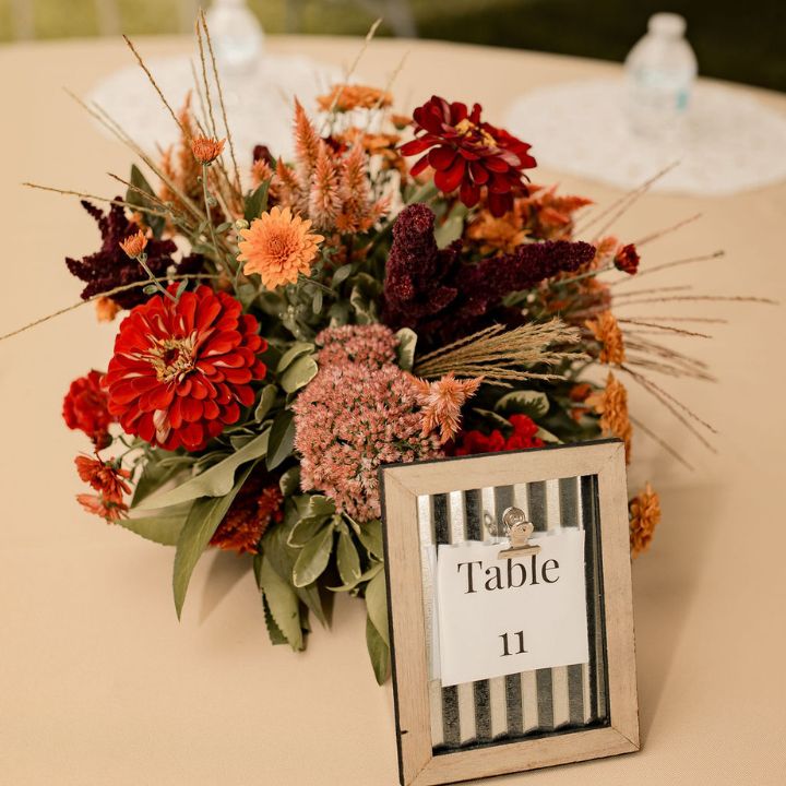 small round fall centerpiece